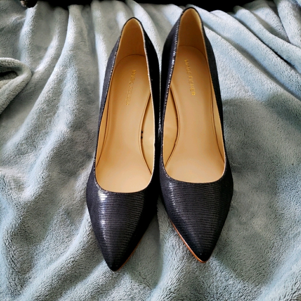 Marc Fisher Black Pointy Toe Stiletto Heels, 11M